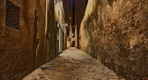 A dark alleyway in Florence, Italy