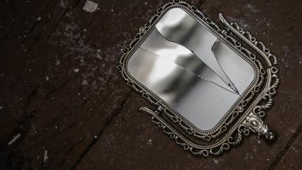 Broken mirror