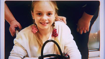 A photograph of young Maya Kowalski from the 2010s