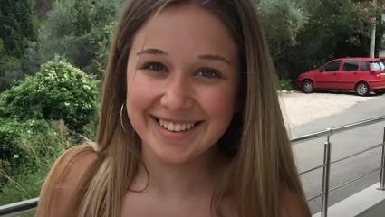 Ellie Gould