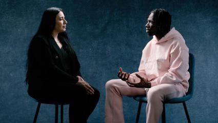 Sosa Henkoma speaking to Nina Aouilk