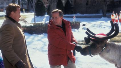 Arnold Schwarzenegger and Phil Hartman in 'Jingle All The Way'