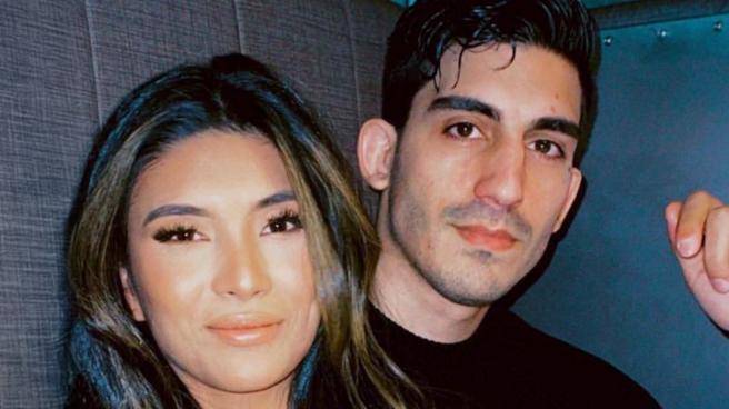 Photograph of Ana and Ali Abulaban