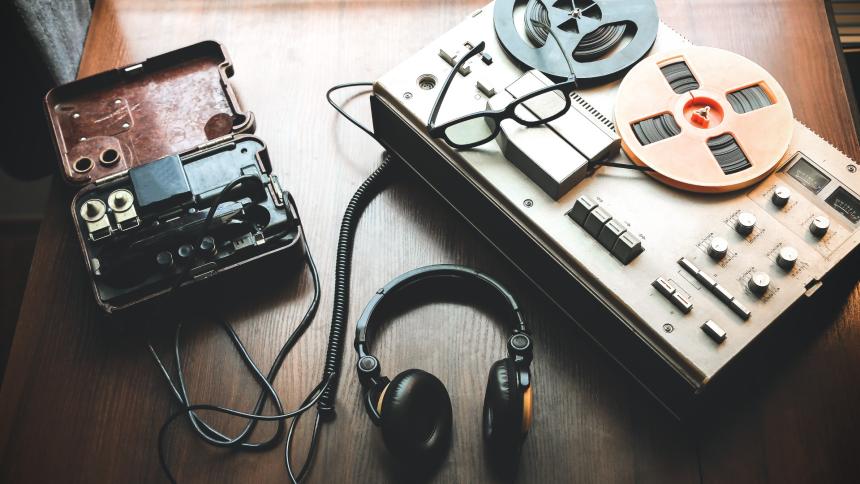 A stock photo showing police wiretapping of a phone